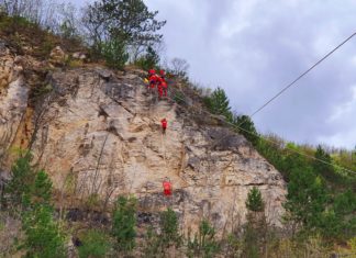 Megnéztük akció közben a barlangi mentőket Budán