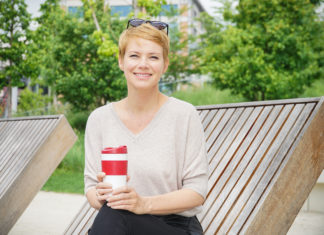 Világhírű színésznő segíti a Margit-negyed fejlődését: interjú Osvárt Andreával