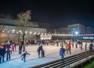 Már korizhatunk Buda saját jégpályáján