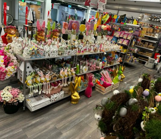 Nyúl a fenyőfán, szív a nyúlon: karácsonyi díszért mentünk, Valentin-nap és húsvét fogadott egy budai áruházban