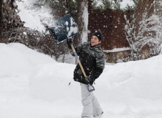 Hólapátolásért korcsolyajegy jár a II. kerületben