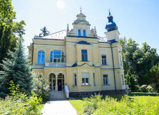 Siófok elveszett aranykorát idézi meg a felújított Thanhoffer-villa