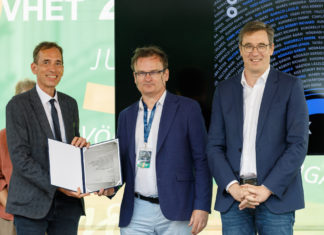 A főpolgármester különdíját kapta az ELTE legendák második része az Ünnepi Könyvhéten